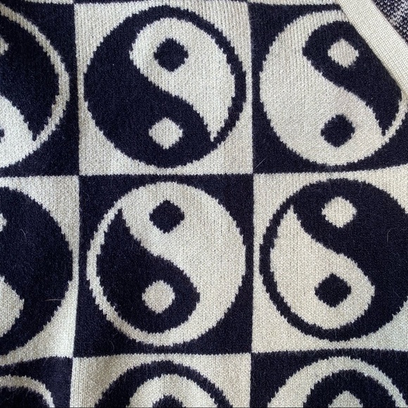 NWT Pacsun/LA Hearts Knit Yin Yang Button Up - Picture 3 of 5